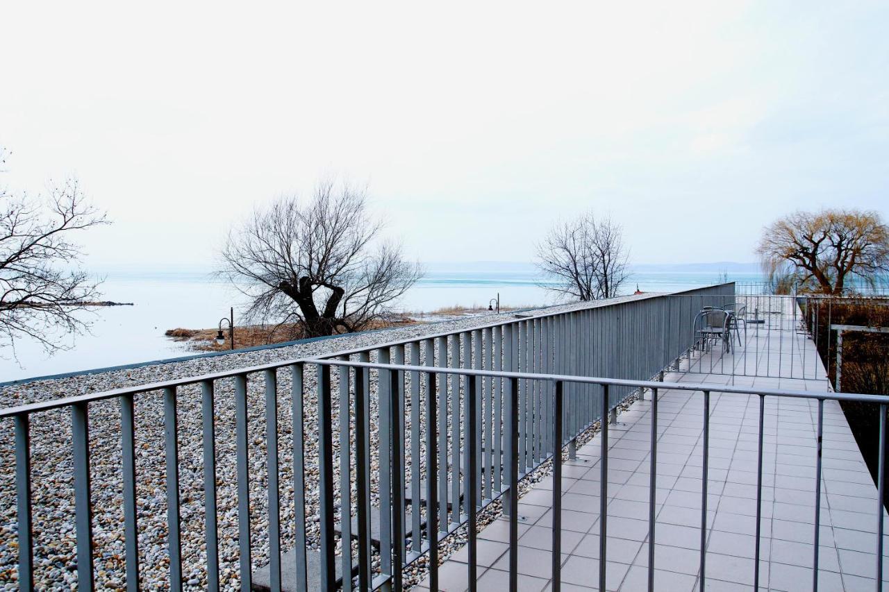 Club 218 Wellness Luxus Apartman Siófok Eksteriør bilde
