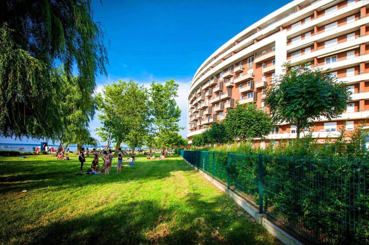 Club 218 Wellness Luxus Apartman Siófok Eksteriør bilde