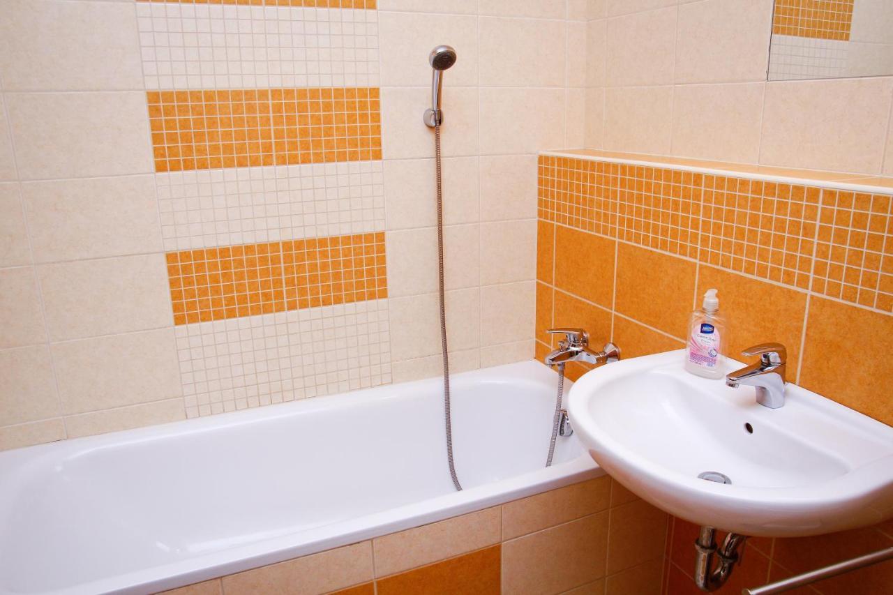 Club 218 Wellness Luxus Apartman Siófok Eksteriør bilde