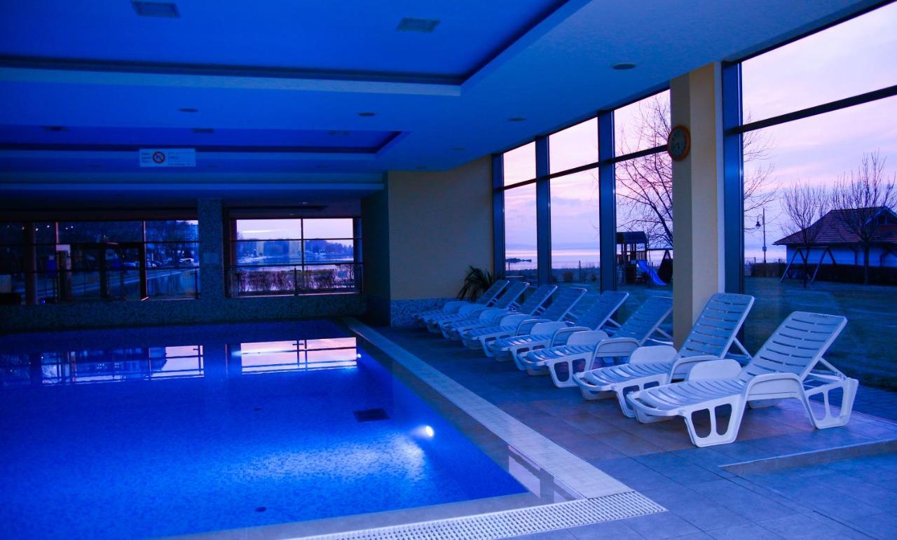 Club 218 Wellness Luxus Apartman Siófok Eksteriør bilde