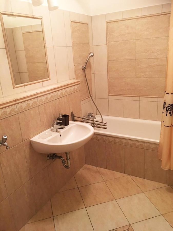 Club 218 Wellness Luxus Apartman Siófok Eksteriør bilde